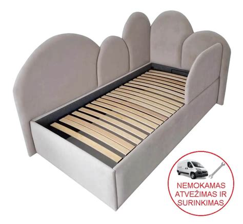 Vaiko miegamasis su patogia vaikiška lova