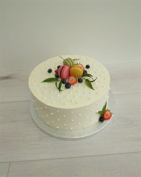 Gimtadienio tortas ir užkandžiai