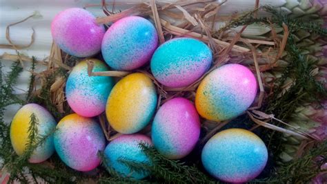 Velykiniai kiaušiniai su skutimosi putomis: žingsnis po žingsnio