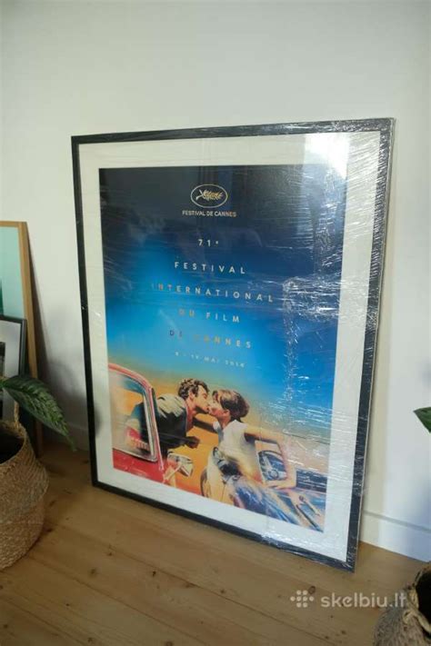 Istorinis Kanų festivalio plakatas