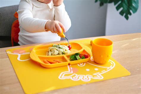 silikonine lekste su skyriais vaikams