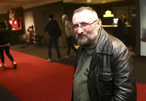 Stasys Urniežius su skrybėle ir pypke