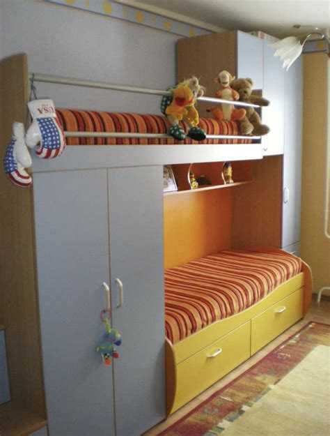 vaikų kambario baldų saugumas