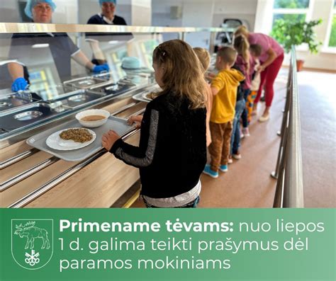 vaikas gauna paramą mokyklos reikmenims