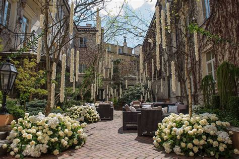 Vilniaus senamiesčio vaizdas su viešbučiu Stikliai