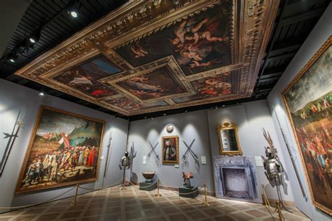 Interjero detalės ir meno kūriniai