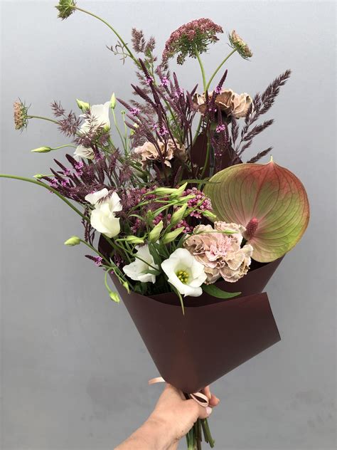 Sezoninių gėlių puokštė