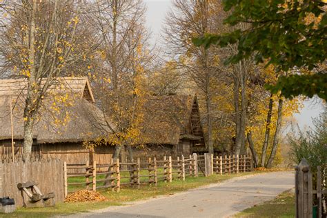 Lietuvių liaudies buities rakandai