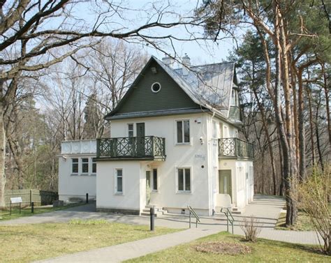 Salomėjos Nėries memorialinis muziejus Palemone