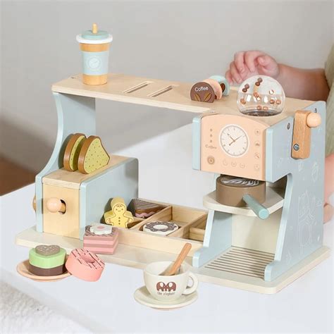 Įvairūs vaikiškų virtuvėlių priedai