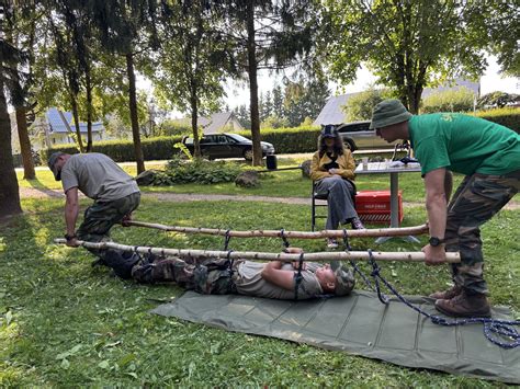 Infografika, iliustruojanti lytinio ugdymo svarbą įvairioms amžiaus grupėms