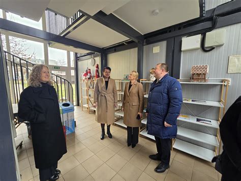 Švietimo skyriaus pastatas Kauno rajone