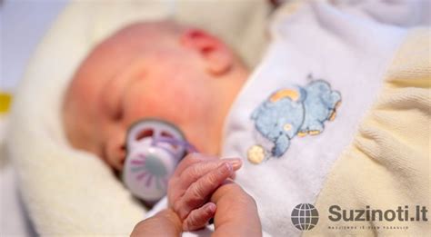 simbolis - gimęs kūdikis