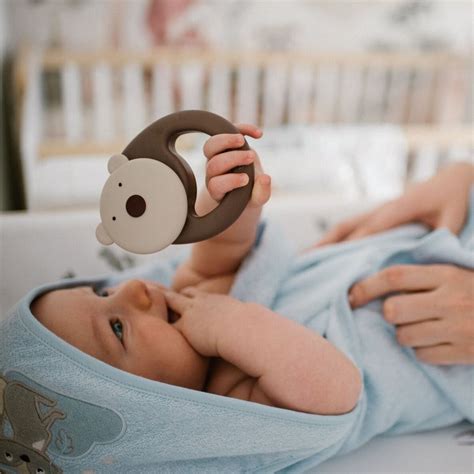 Saugūs žaislai 4 mėnesių kūdikiui