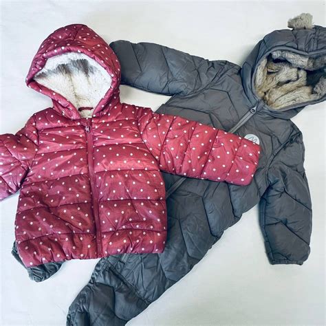 Vaikiškos striukės skirtingi modeliai ir spalvos