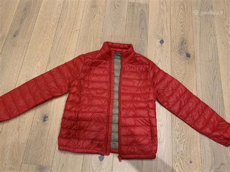 Stilinga raudona pavasarinė striukė mergaitei