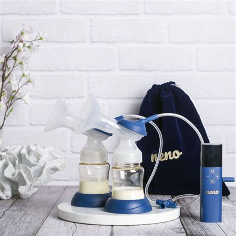 pientraukis ir pieno buteliukai