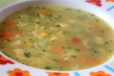 Vištienos sriuba gerklės skausmui