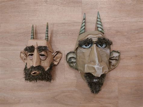 tradicinės Užgavėnių kaukės