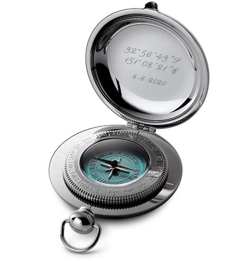 Kompasas su graviravimu