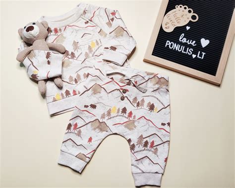 Stilingi komplektukai vaikams nuo 1 iki 2 metų