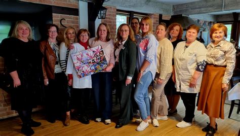 darbuotojai globos namuose