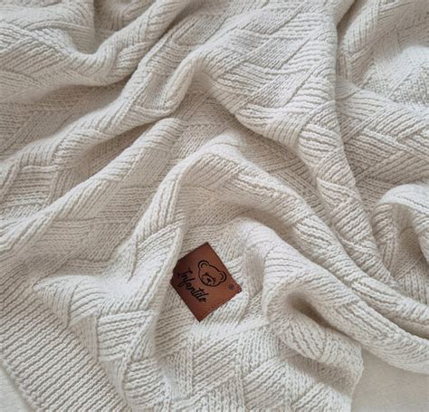 Ankstukas suvystytas į merino vilnos pleduką