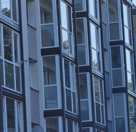 Simbolinė iliustracija, vaizduojanti šeimos šilumą ir saugumą