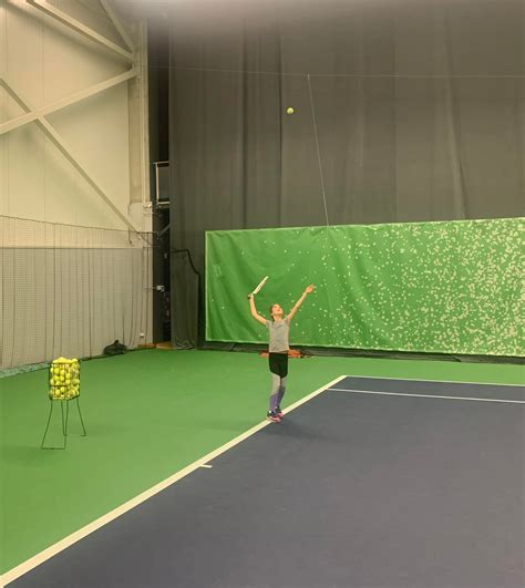 vaikų teniso treniruotė