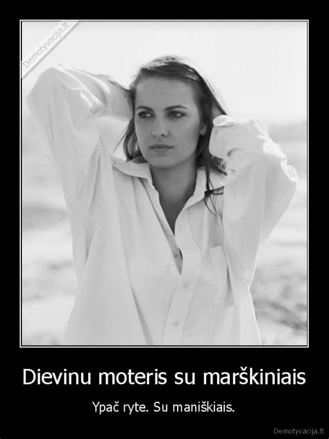 Moteris su pykinimo jausmu ryte