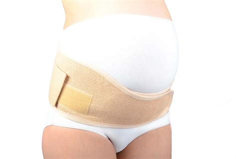 Nėščiosios diržas, demonstruojantis paramą nugarai ir pilvui