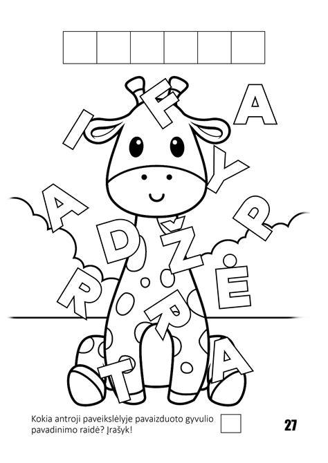 vaikai spalvina raides su trafaretų