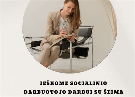 socialinis darbuotojas bendrauja su seneliu