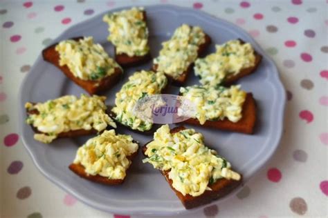 Istorinė keptos duonos nuotrauka