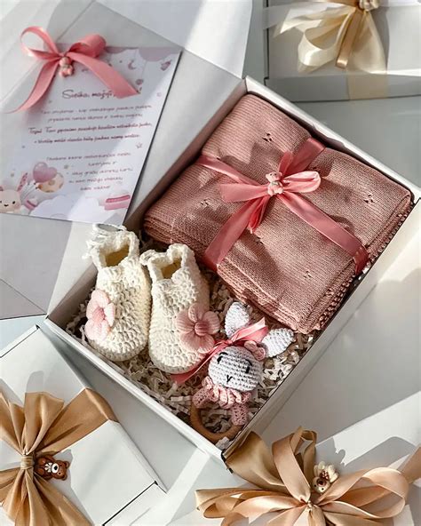 Dovanų rinkinys naujagimiui ir mamai