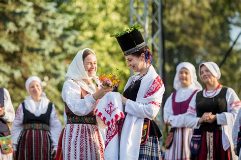 Lietuvių liaudies dainos