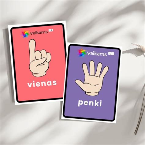 kūdikio rankytės su pirštukais