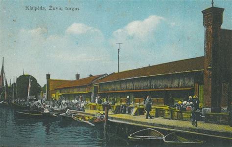 Istorinės sėdmaišių nuotraukos