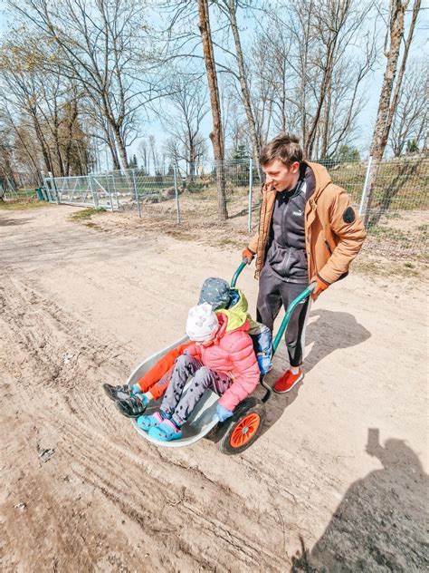 Vizualizacija arba planas, vaizduojantis Vilniaus rajono šeimos ir vaiko gerovės centro projektą