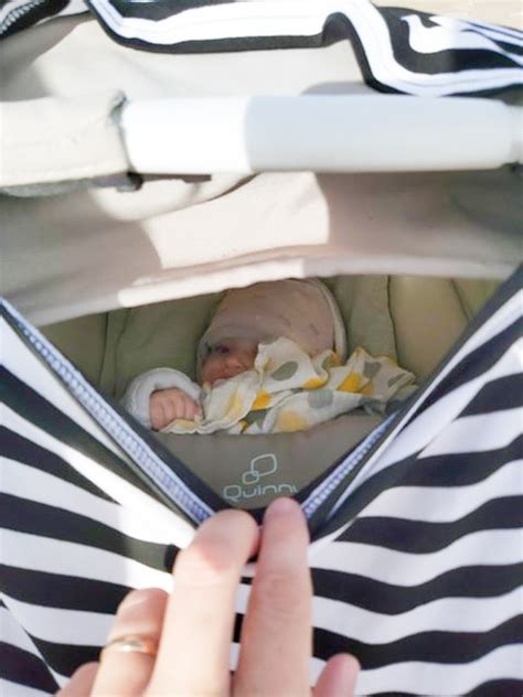 Pora su kūdikiu ilsisi namuose