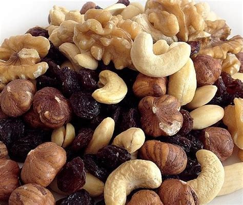 Įvairių rūšių riešutai