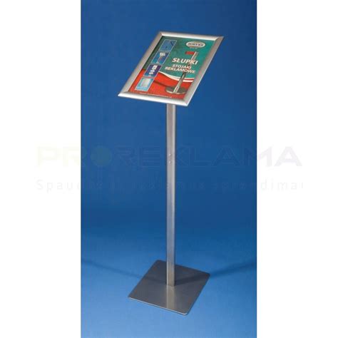 Informaciniai stendai globos namuose