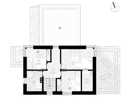 Schematinis gimdymo namų planas su įėjimais