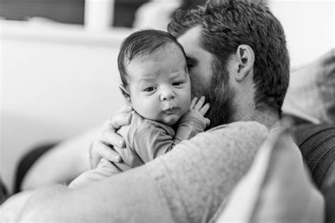 Tėtis laukia kūdikio