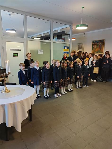 vaikų choro pasirodymas