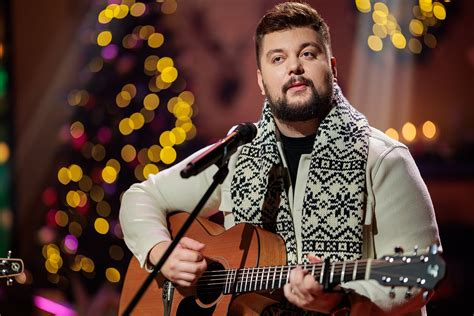 Dainotas Varnas scenoje